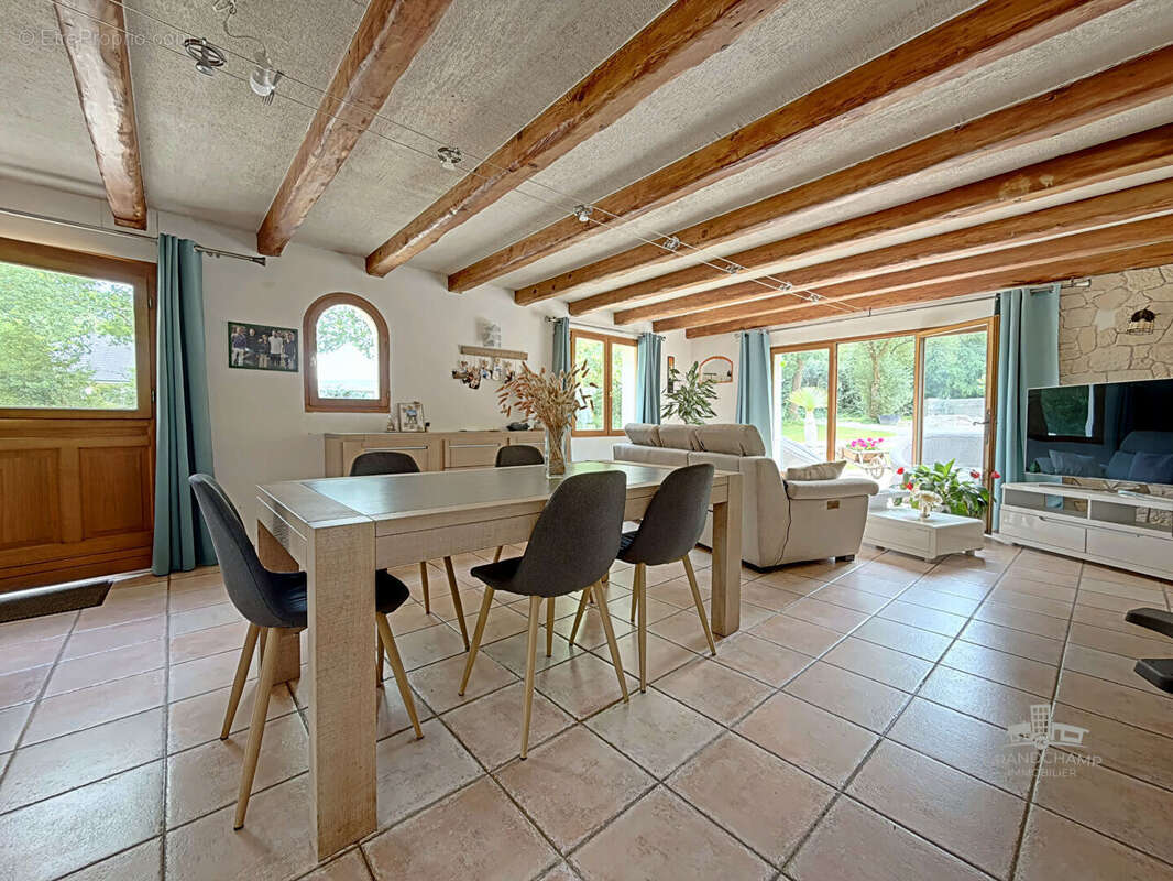 Maison à GRANDCHAMPS-DES-FONTAINES