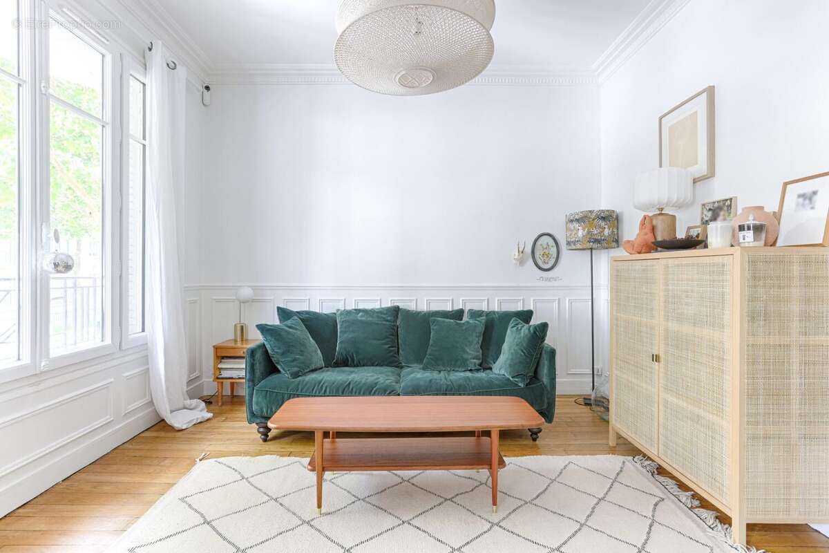 Appartement à LA GARENNE-COLOMBES