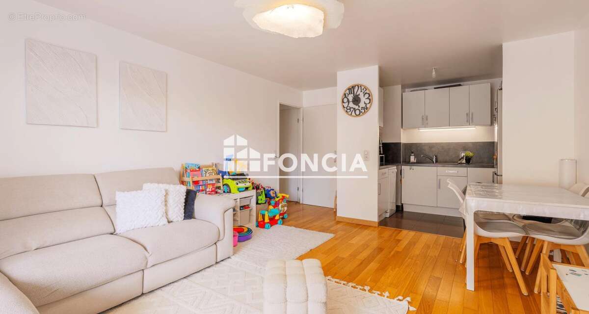 Appartement à CLAYE-SOUILLY