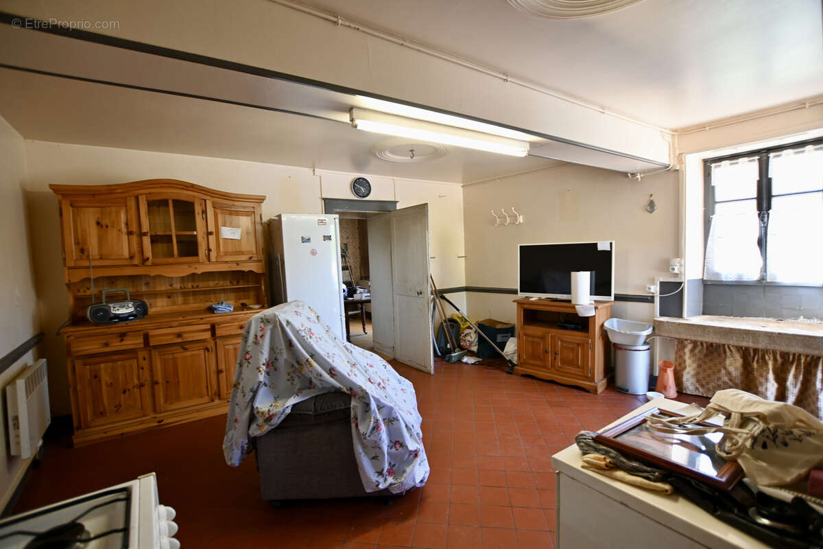 Corps de ferme près de Vézelay - photo 9