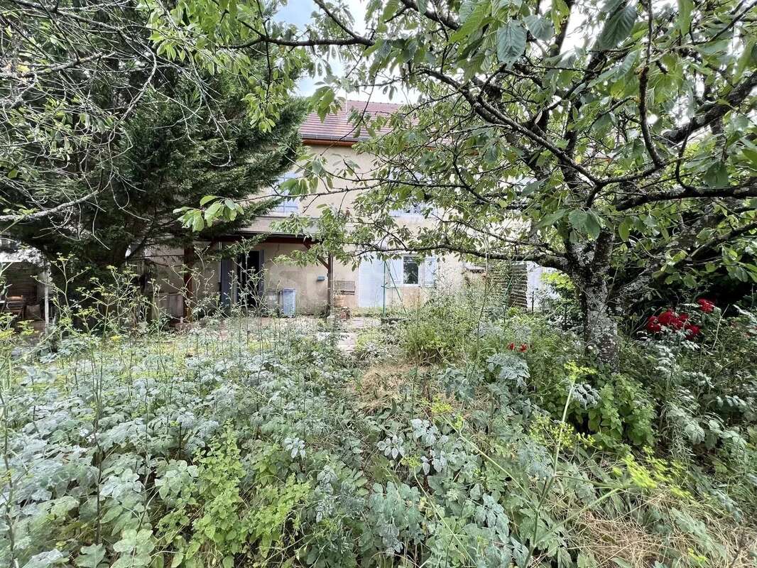 Maison à LONS-LE-SAUNIER