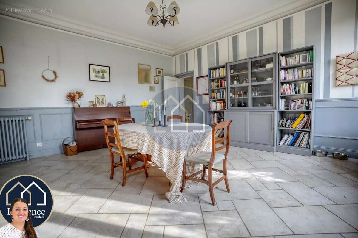 Maison à NOGENT-LE-ROI