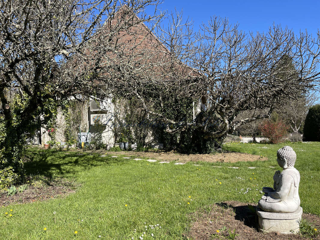 Maison à COULOUNIEIX-CHAMIERS