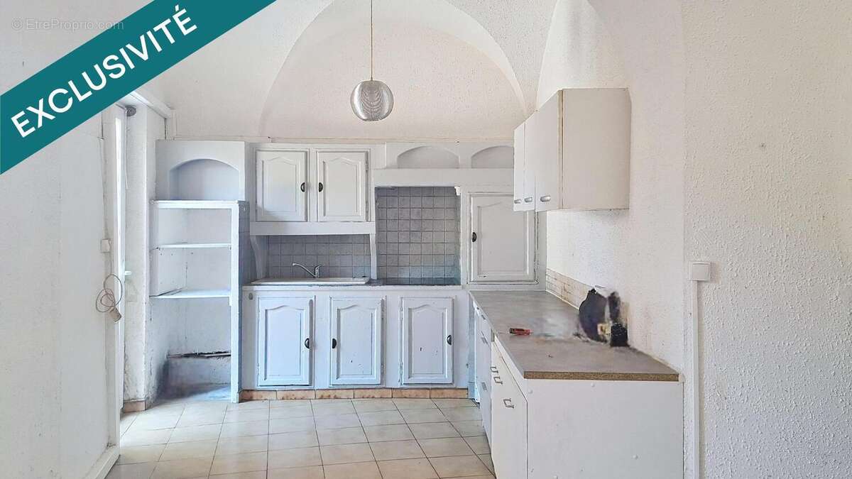 Photo 2 - Maison à LA BASTIDE-DES-JOURDANS