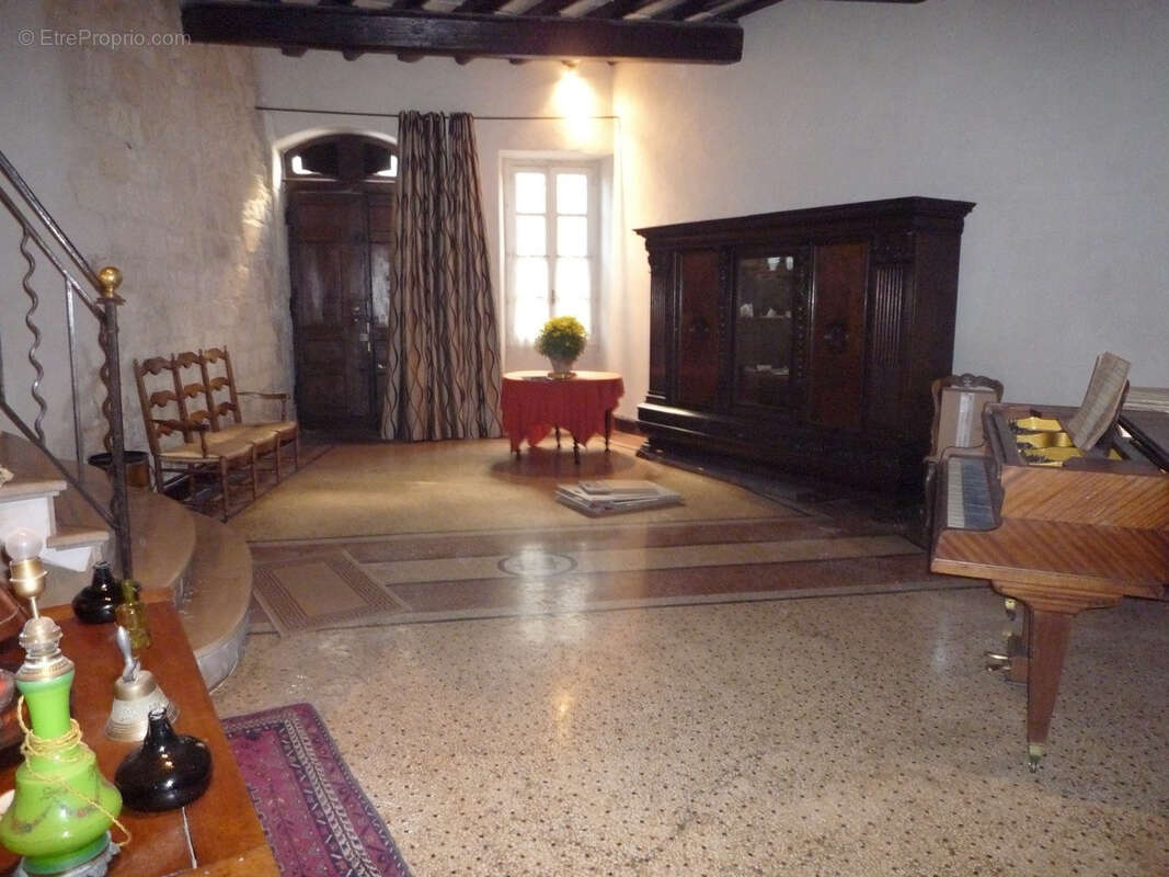 Maison à SAINT-GILLES