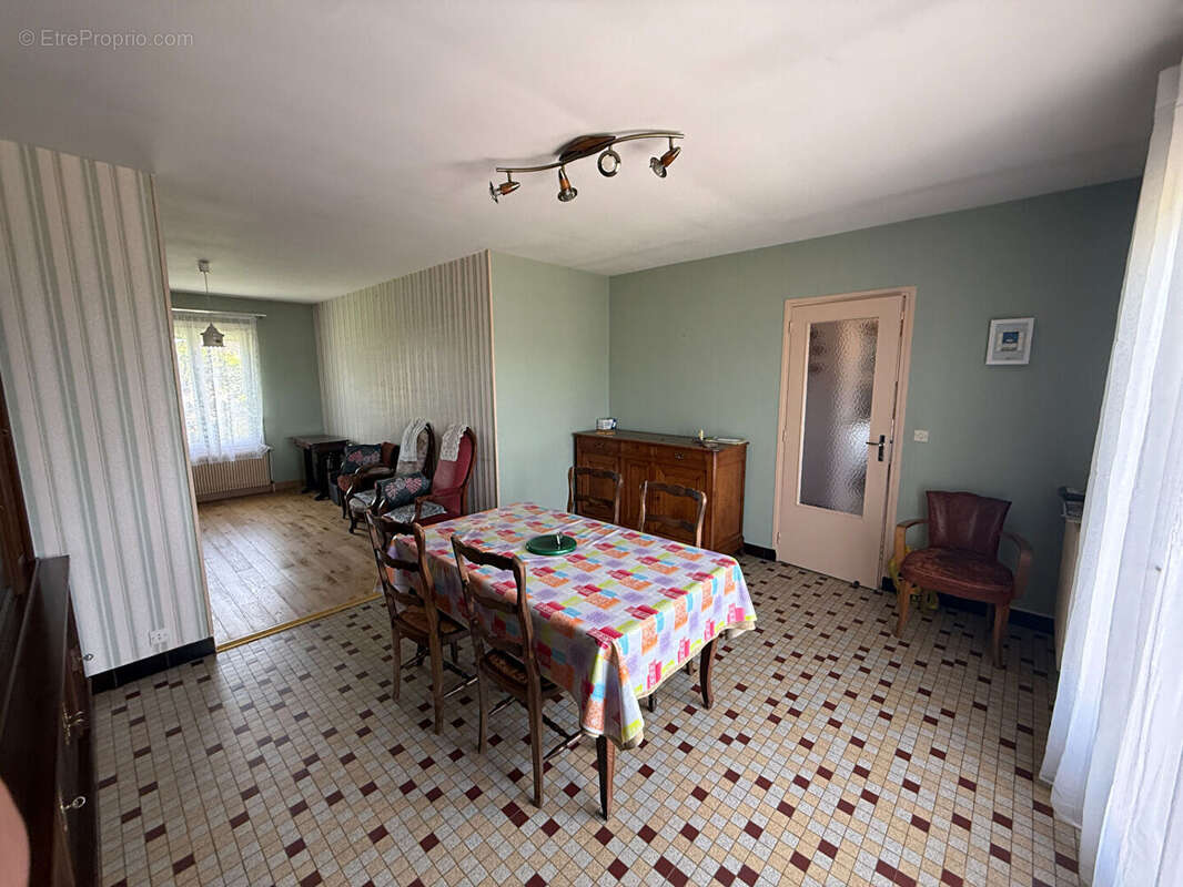 Maison à NOUVION-SUR-MEUSE