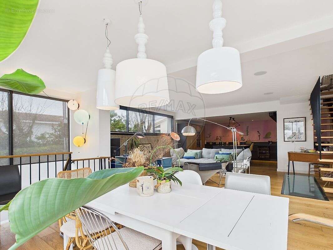 Maison à VAUX-SUR-MER