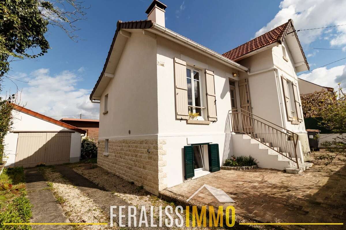 Maison à CONFLANS-SAINTE-HONORINE