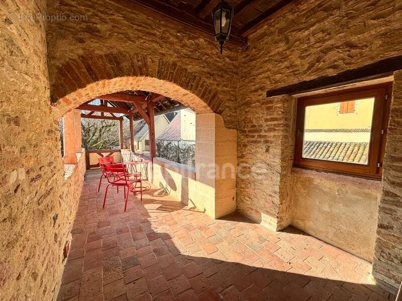 Maison à CUISERY