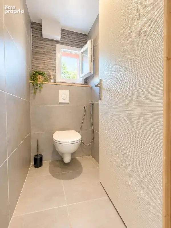 T4 avec grand jardin aménagé, dépendance et stationnements ! - photo 8