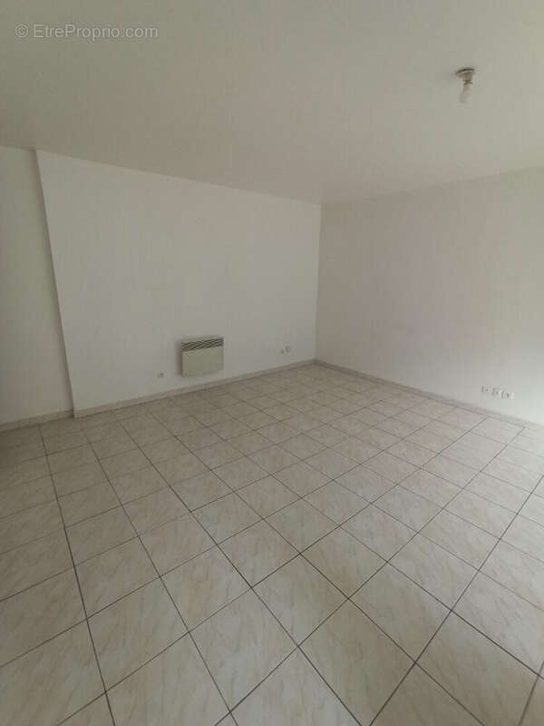 Maison à BRUAY-LA-BUISSIERE