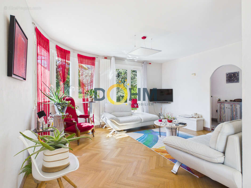 À VENDRE   Maison de plain-pied avec sous-sol complet - photo 7