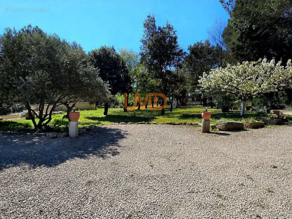 Maison à SARRIANS