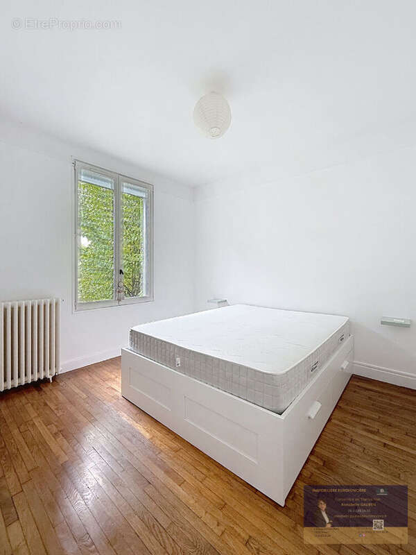 Maison à SAINT-JULIEN-LES-VILLAS