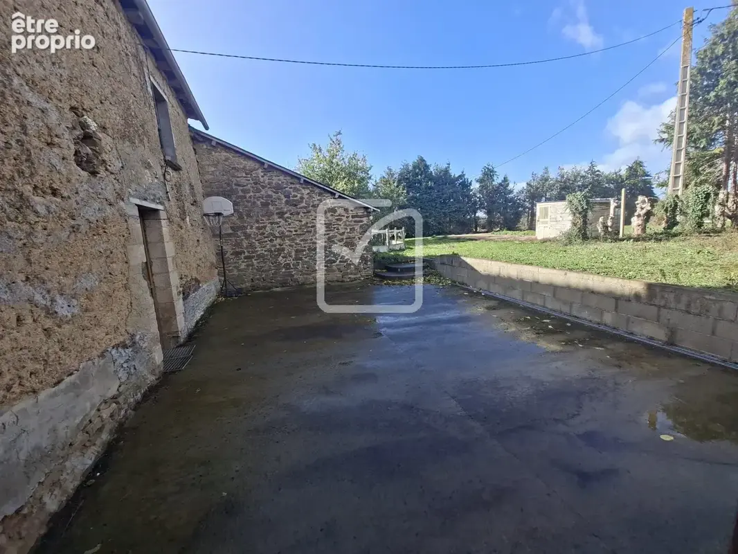 Longère 9 pièces, 6 chambres sur 3088 m2 de terrain clos. Saint-Brieuc De Mauron - photo 17