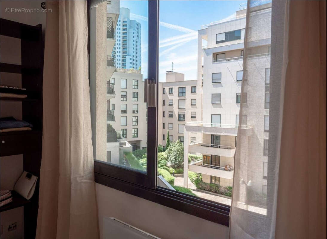 Appartement à PARIS-19E