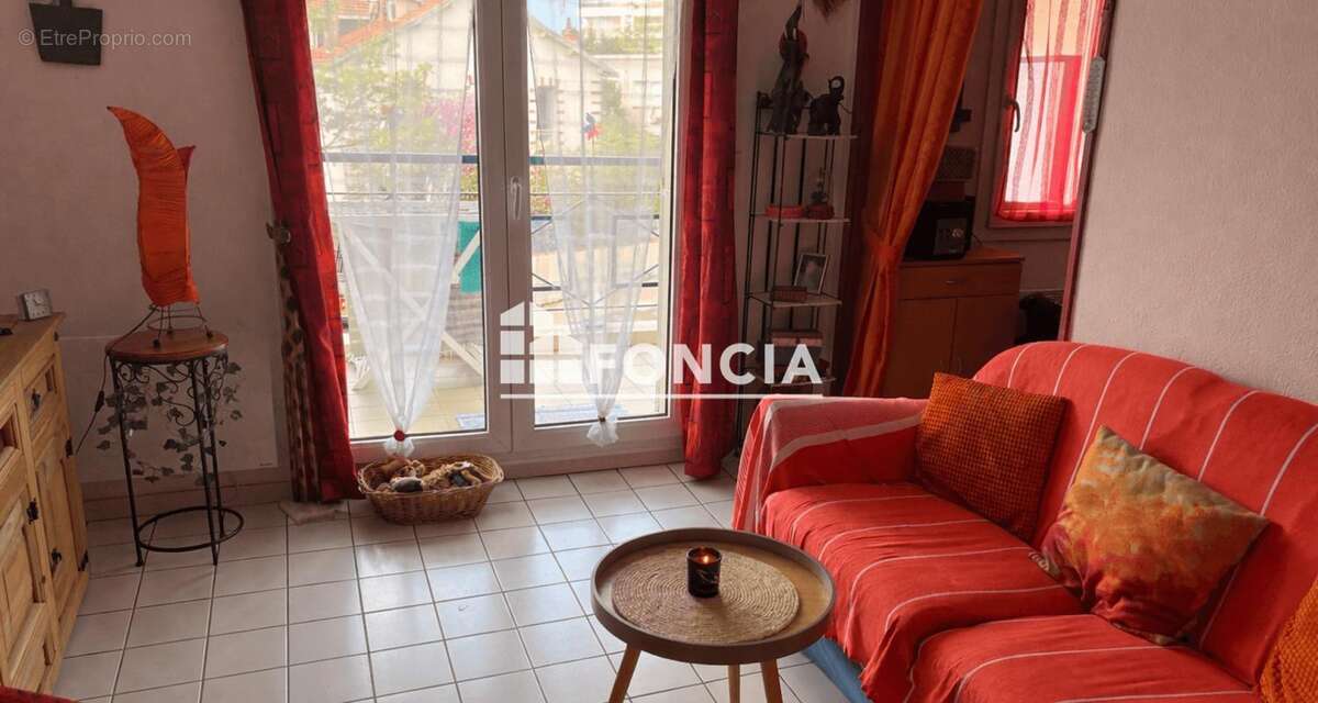 Appartement à VAUX-SUR-MER