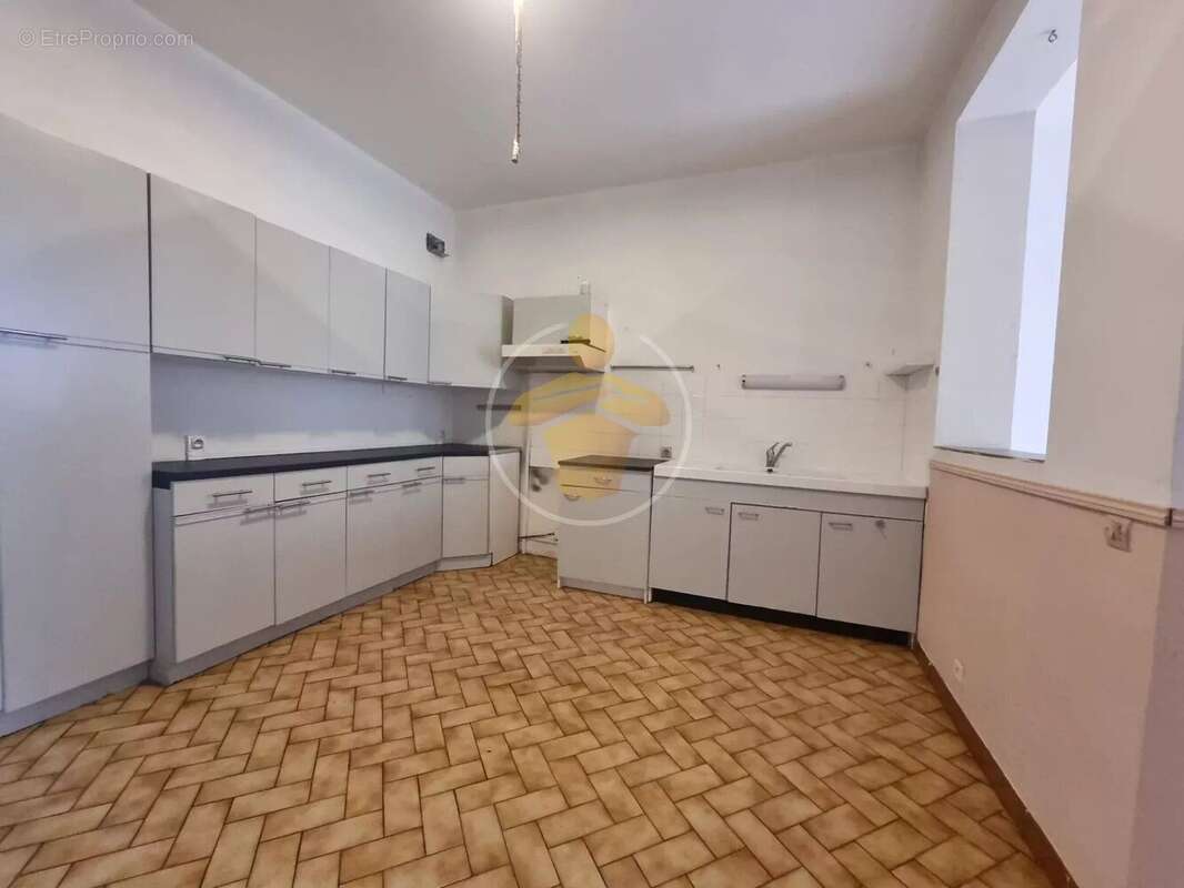 Maison à FRIERES-FAILLOUEL