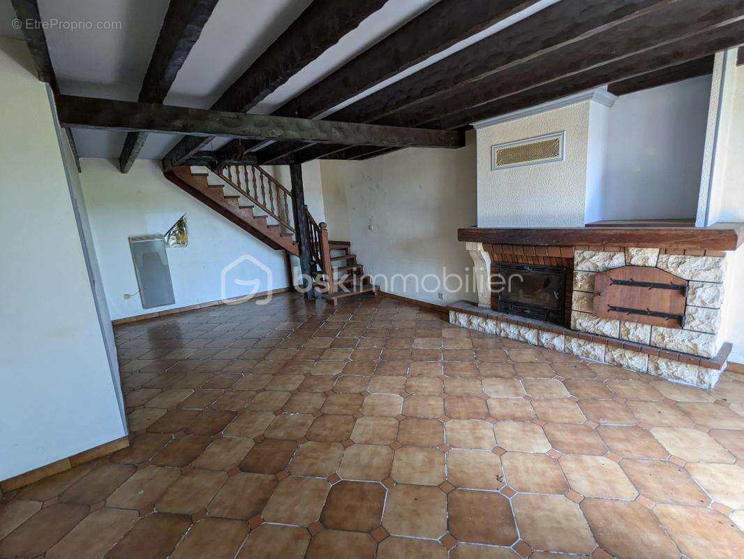 2 Maisons    proche St Emilion      de 150 m2 et 100m2                180000€        St Pey D'armens - photo 16