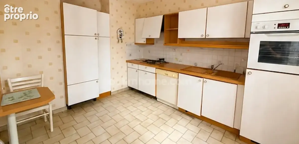 Maison à vendre 5 pièces MORTAGNE SUR SEVRE (85) - photo 3