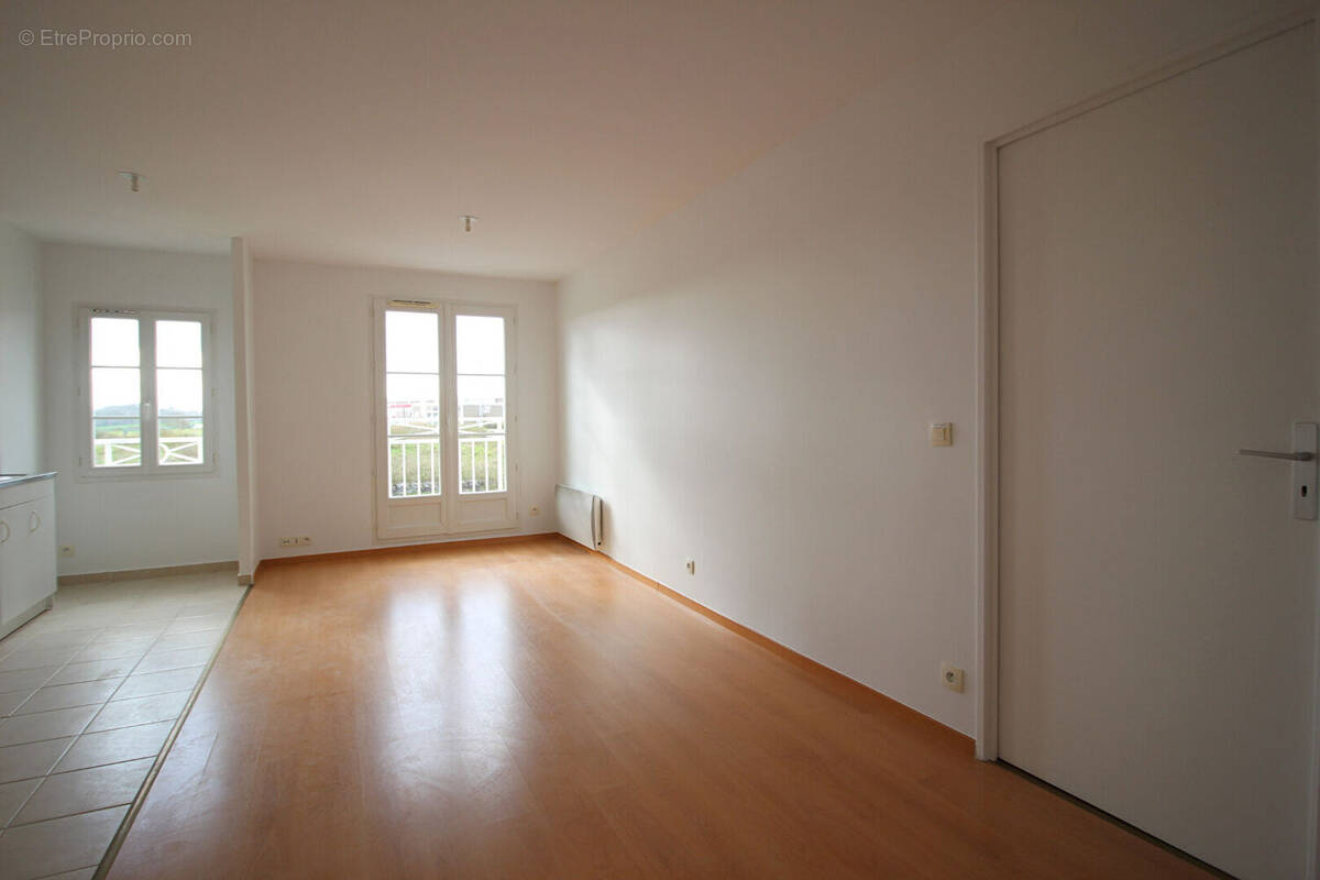Appartement à LE PLESSIS-BELLEVILLE