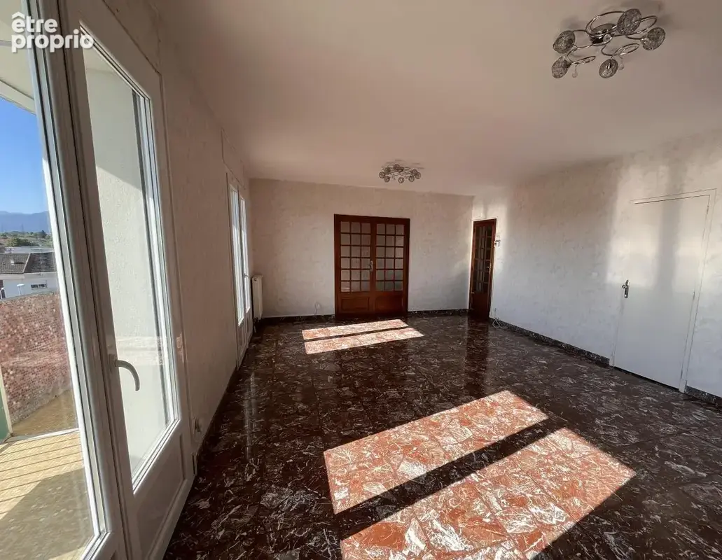 Appartement 4 pièces 128 m² à vendre à Lannemezan (65300) - photo 2