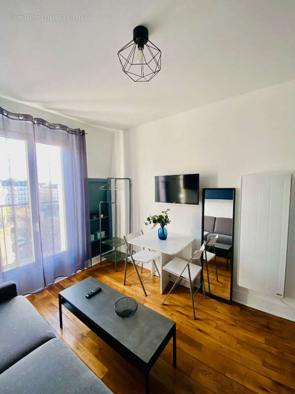 Appartement à LEVALLOIS-PERRET