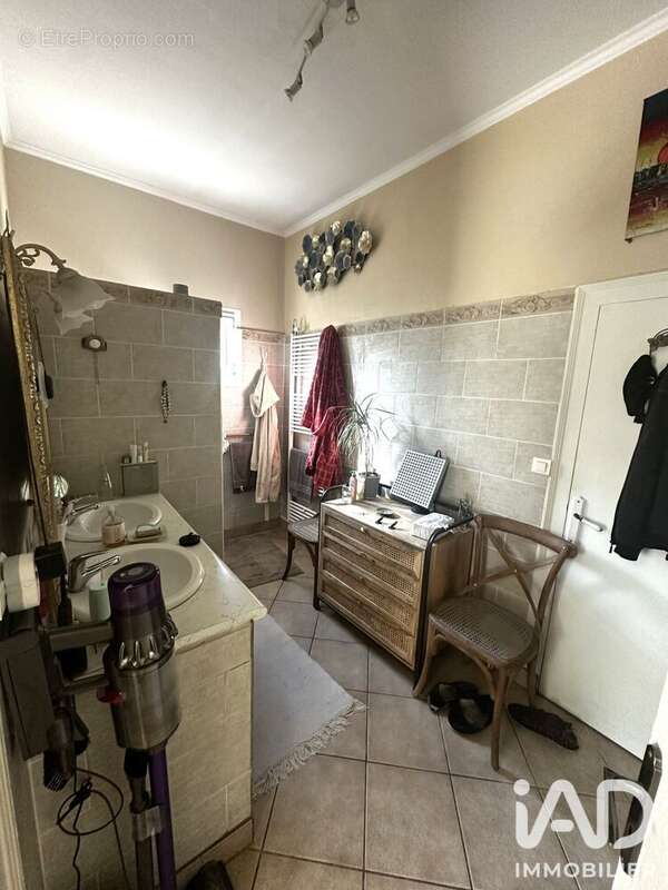 Maison 163 m² à Montendre  - photo 5