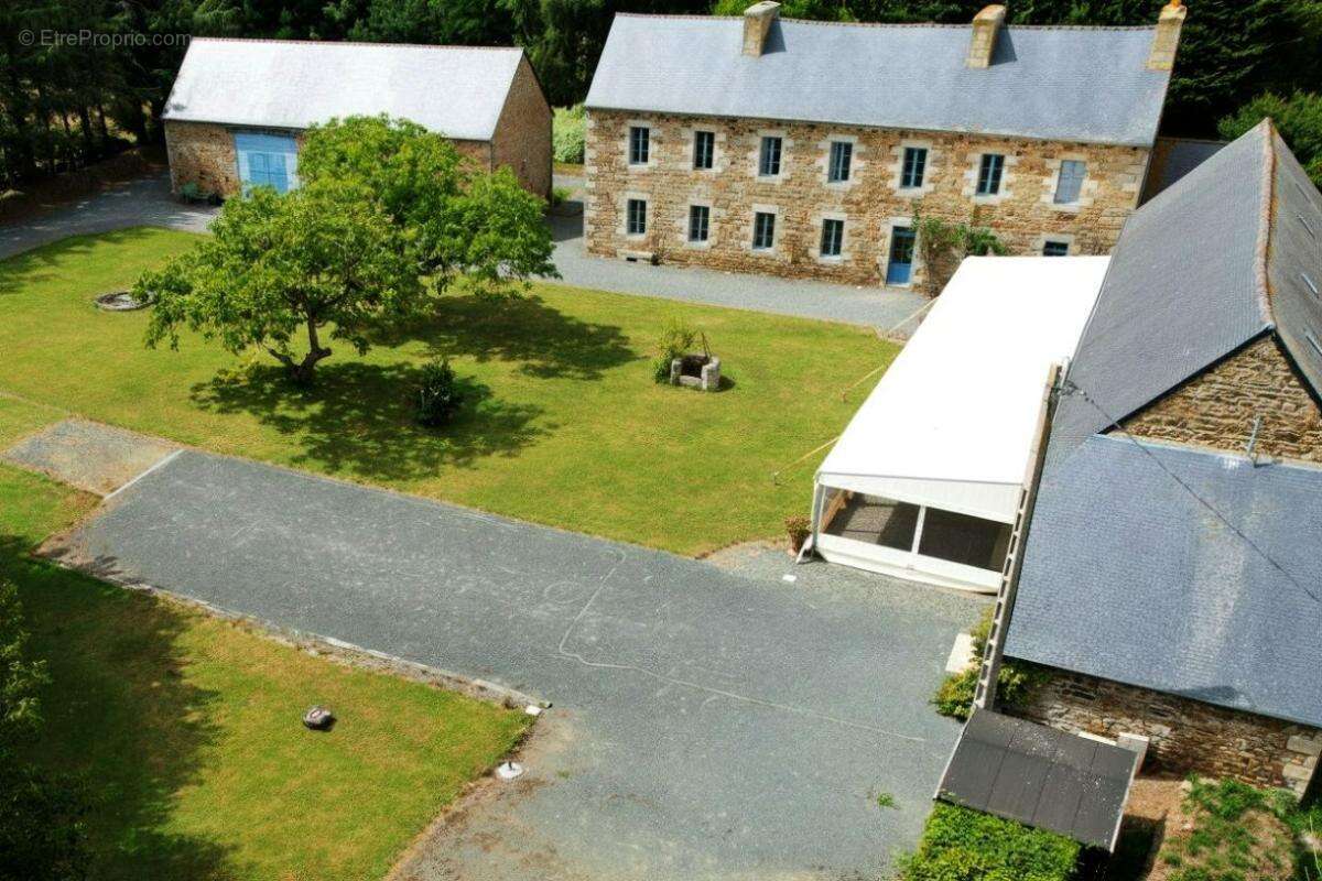 Manoir proche Penvenan  630 m2, 17 pièces, 12 chambres - photo 2