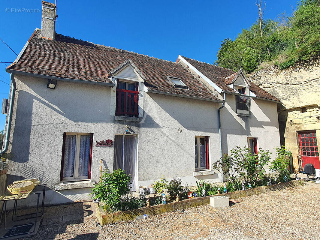 Maison à CHATEAUVIEUX