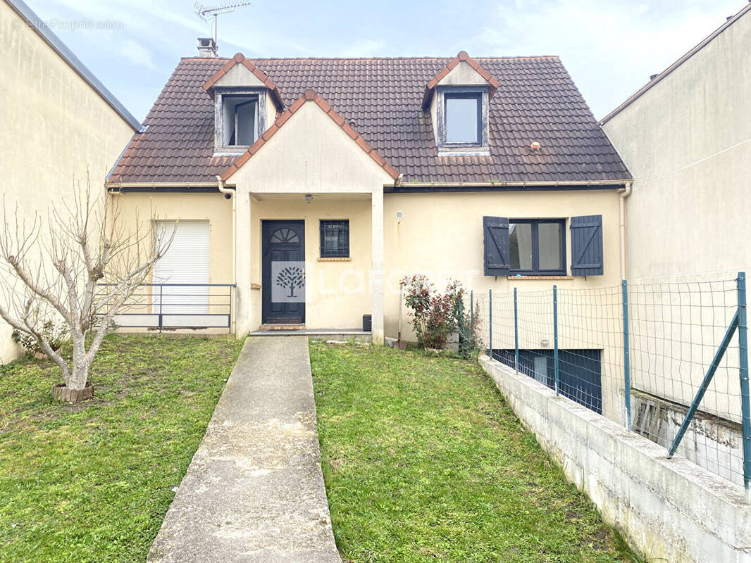 Maison à DRANCY