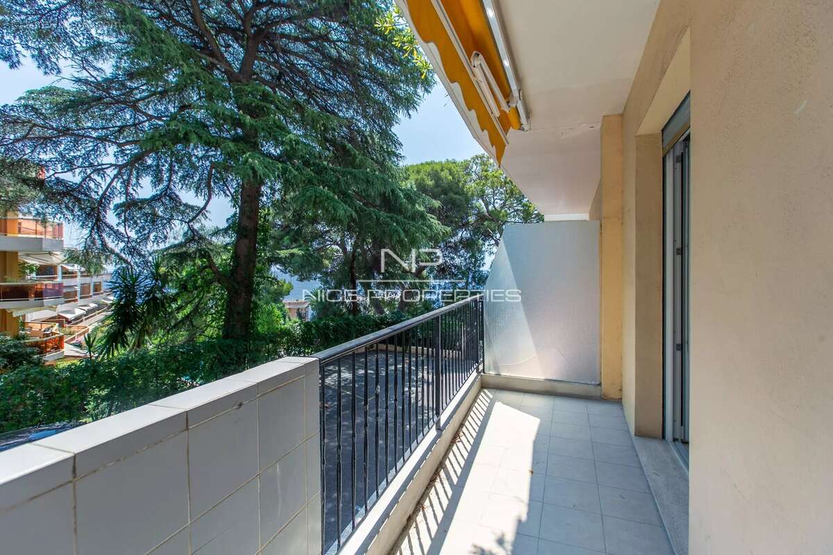 CAP D'AIL : Appartement 3 pièces avec terrasses, à rénover, dans résidence avec piscine et gardien - photo 13