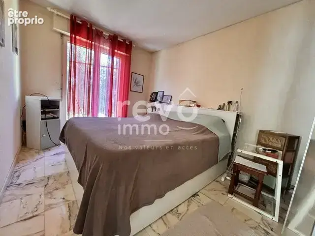 Maison familiale de 170m2 avec piscine chauffée sur plus de 9 000 m² - photo 8