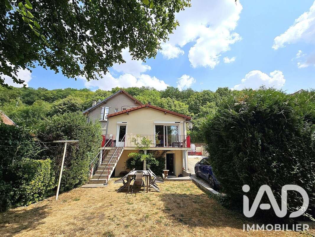 Maison 114 m² à Evreux  - photo 2