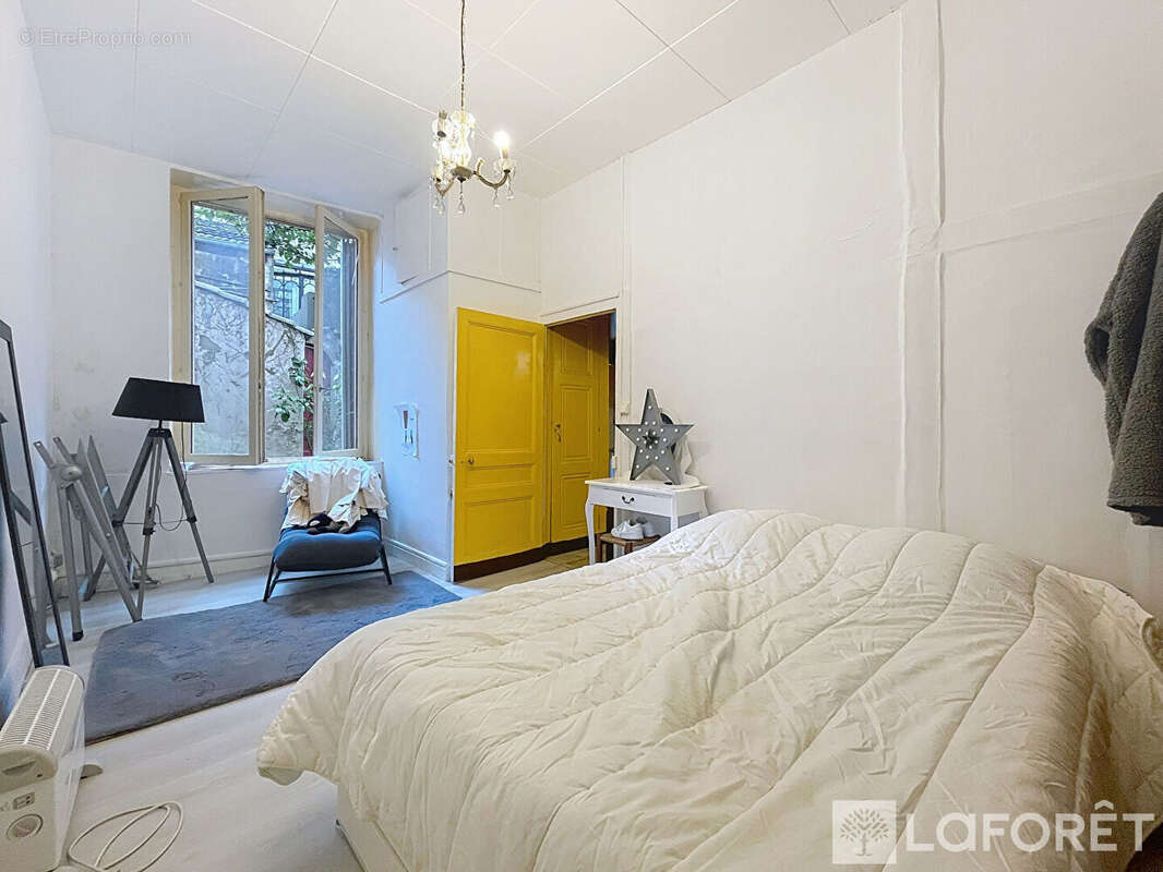 Appartement à LYON-1E