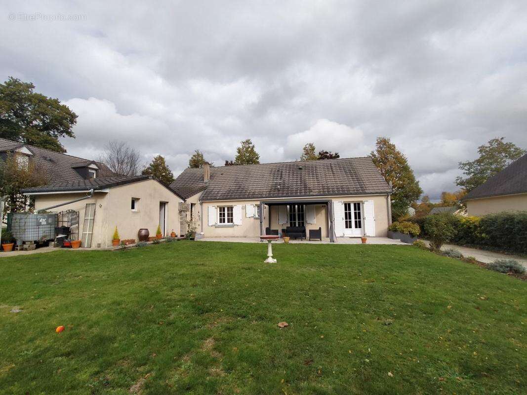 Maison 98 m² à Villaines-La-Juhel  - photo 2