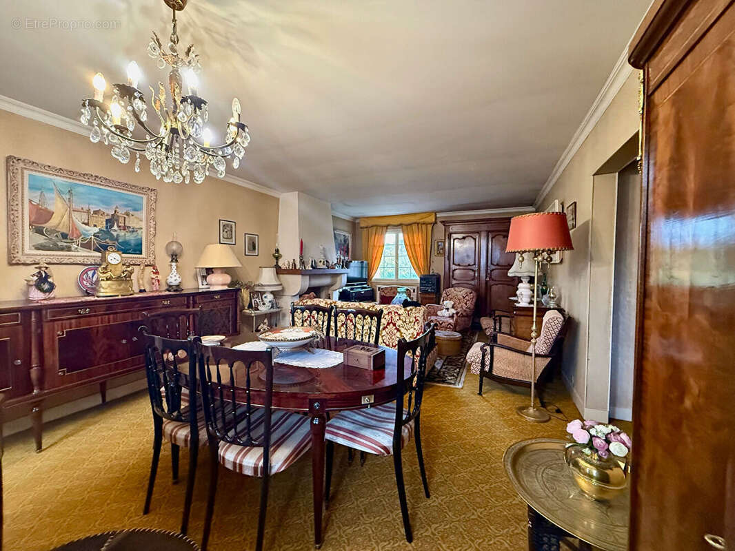 Maison à BRIE-COMTE-ROBERT