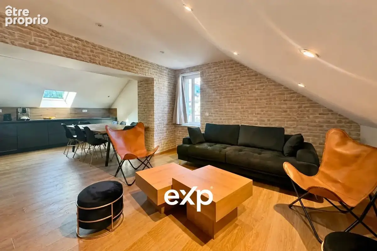 Appartement 85 m² à Chateau-Ville-Vieille  - photo 2
