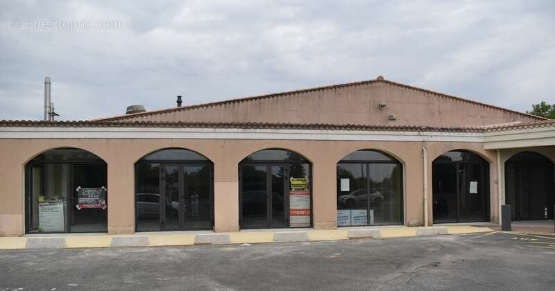 Commerce à AIRVAULT