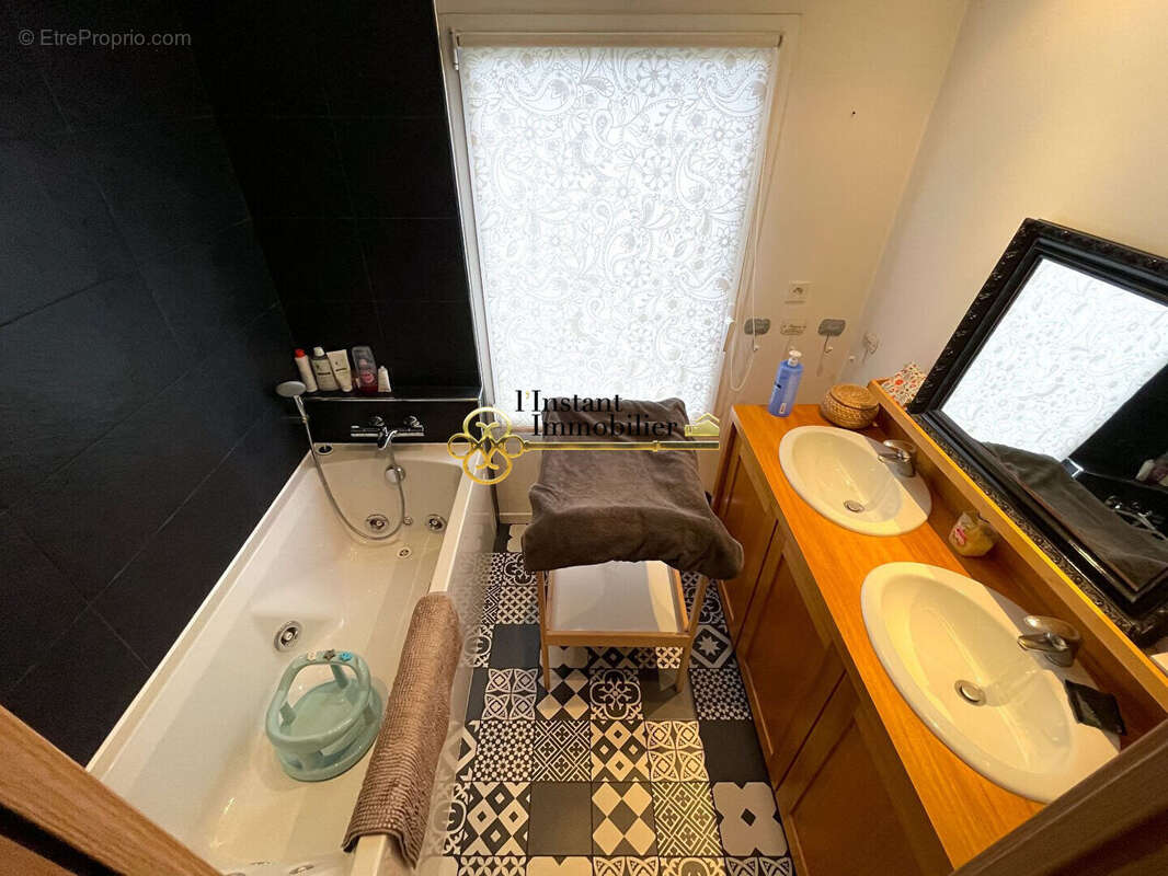 Maison à LANDIVISIAU