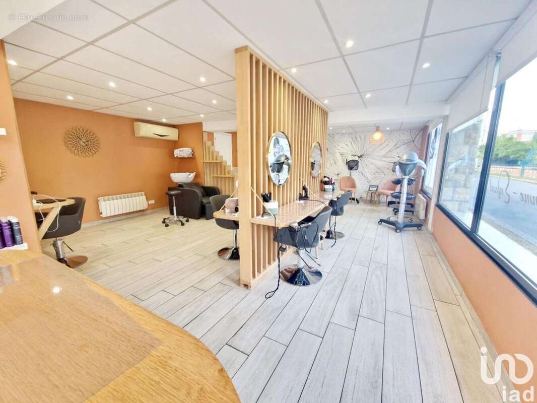 Photo 5 - Commerce à SAINT-BENOIT-SUR-LOIRE