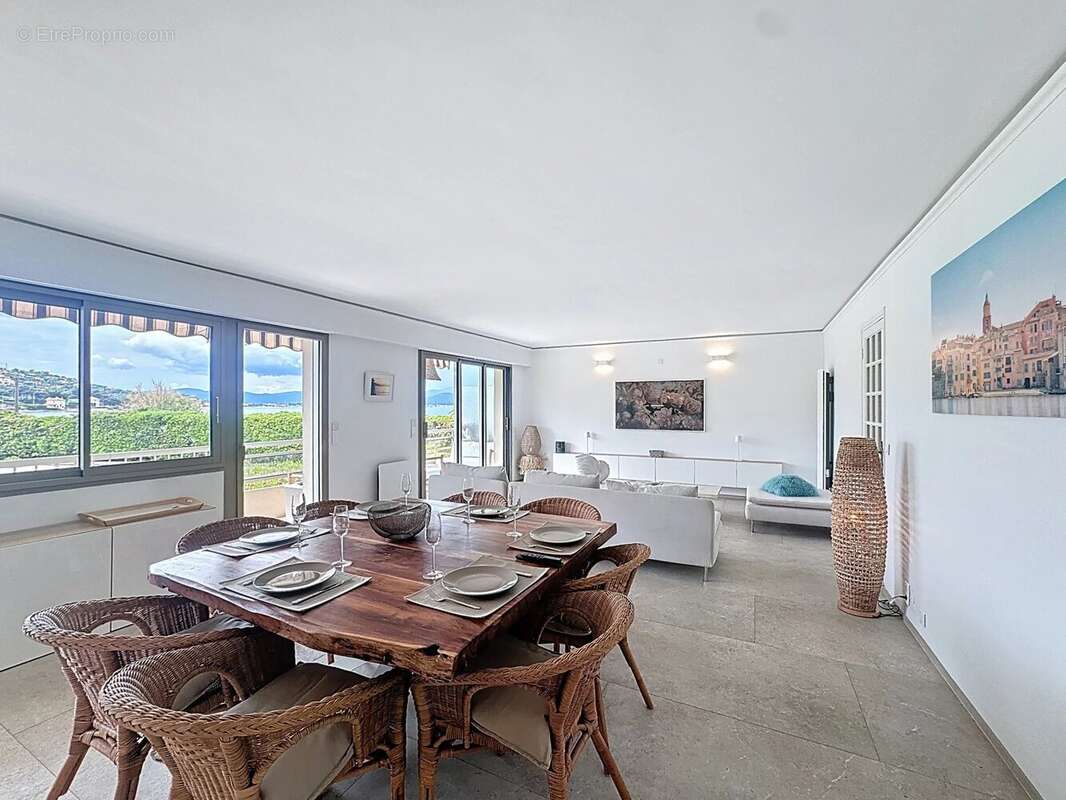 Appartement à SAINT-TROPEZ