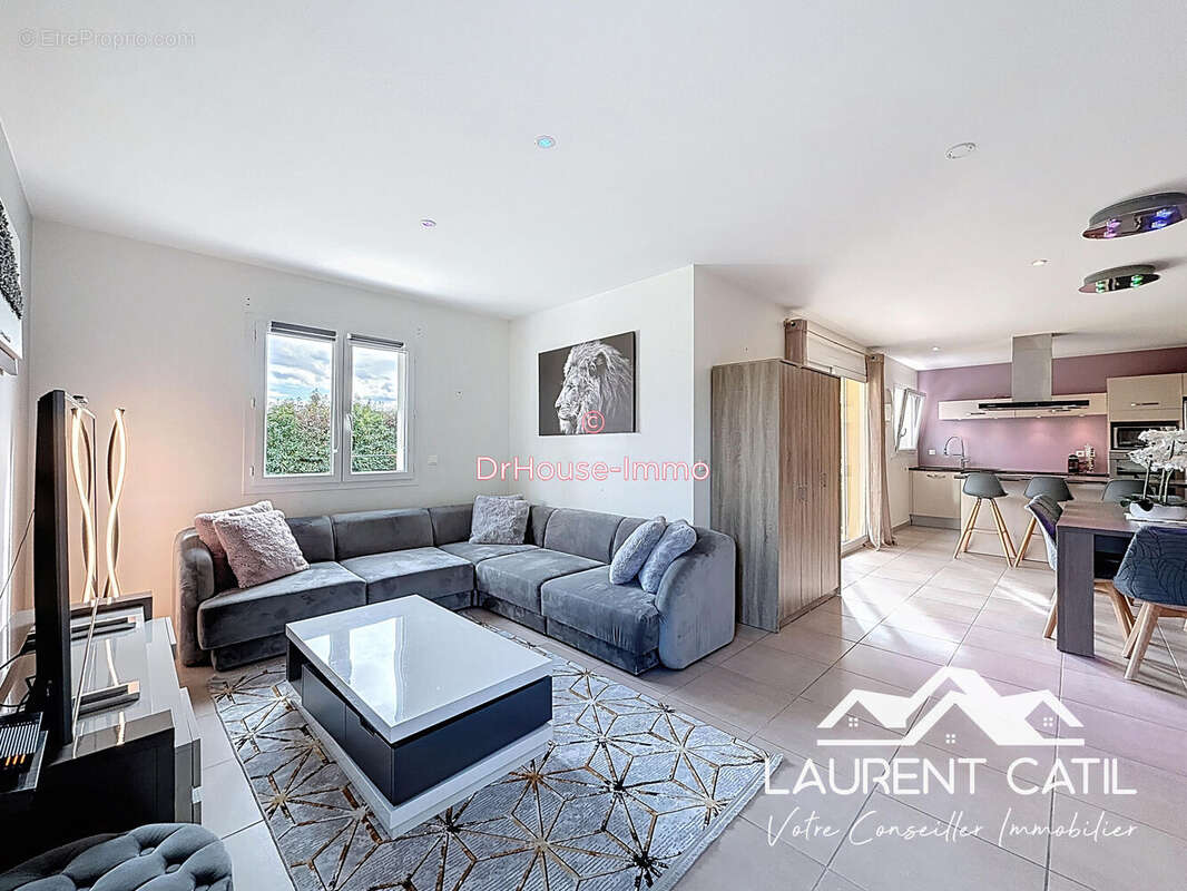 Maison à MOURS-SAINT-EUSEBE