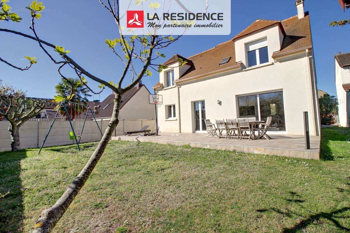 Maison à CONFLANS-SAINTE-HONORINE