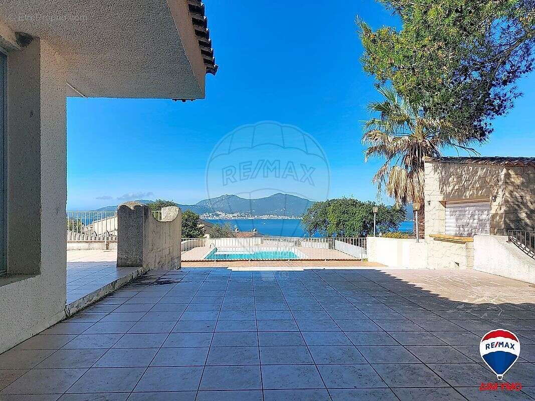 Appartement à GROSSETO-PRUGNA