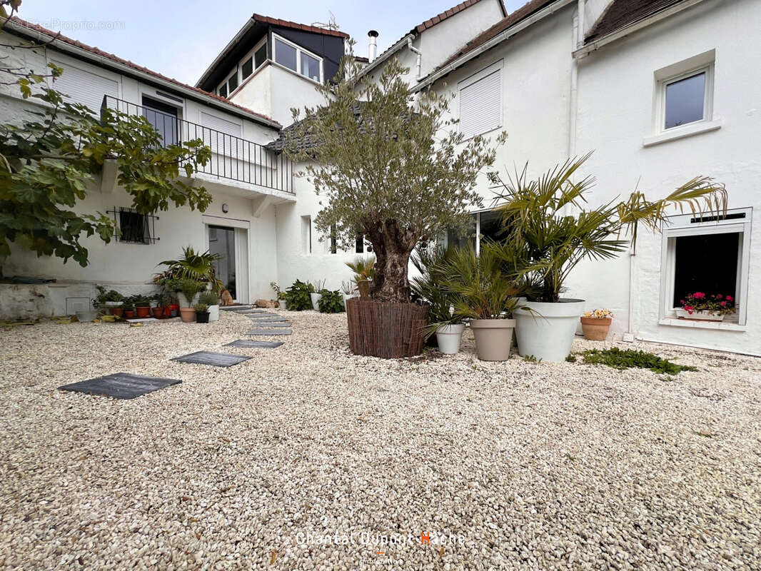 Maison à CHARTRES