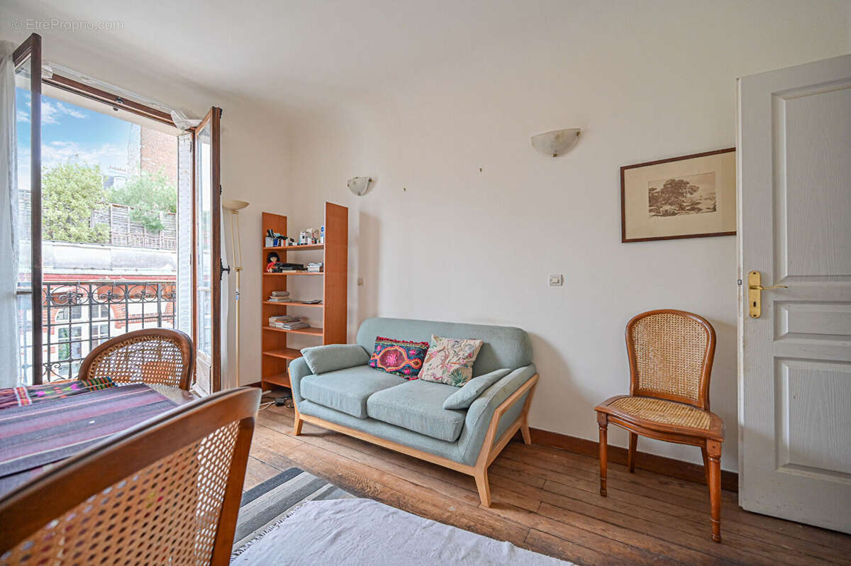 Appartement à PARIS-18E