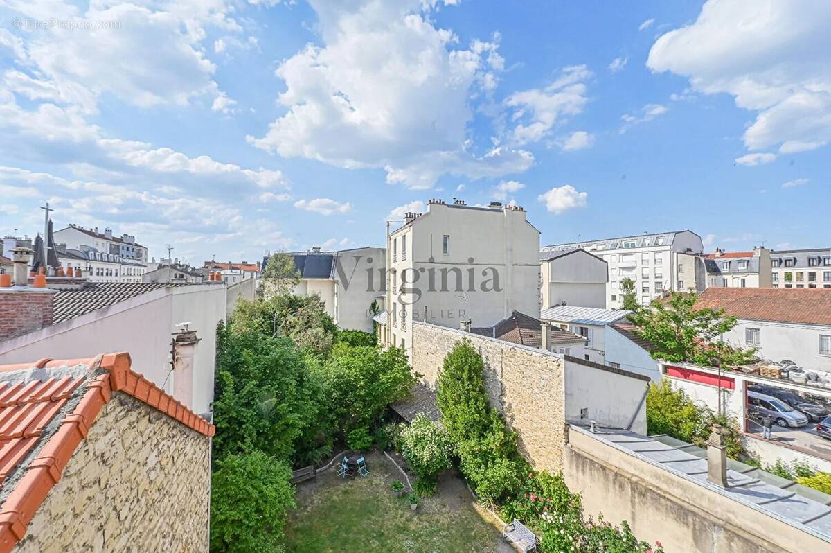 Appartement à CHARENTON-LE-PONT