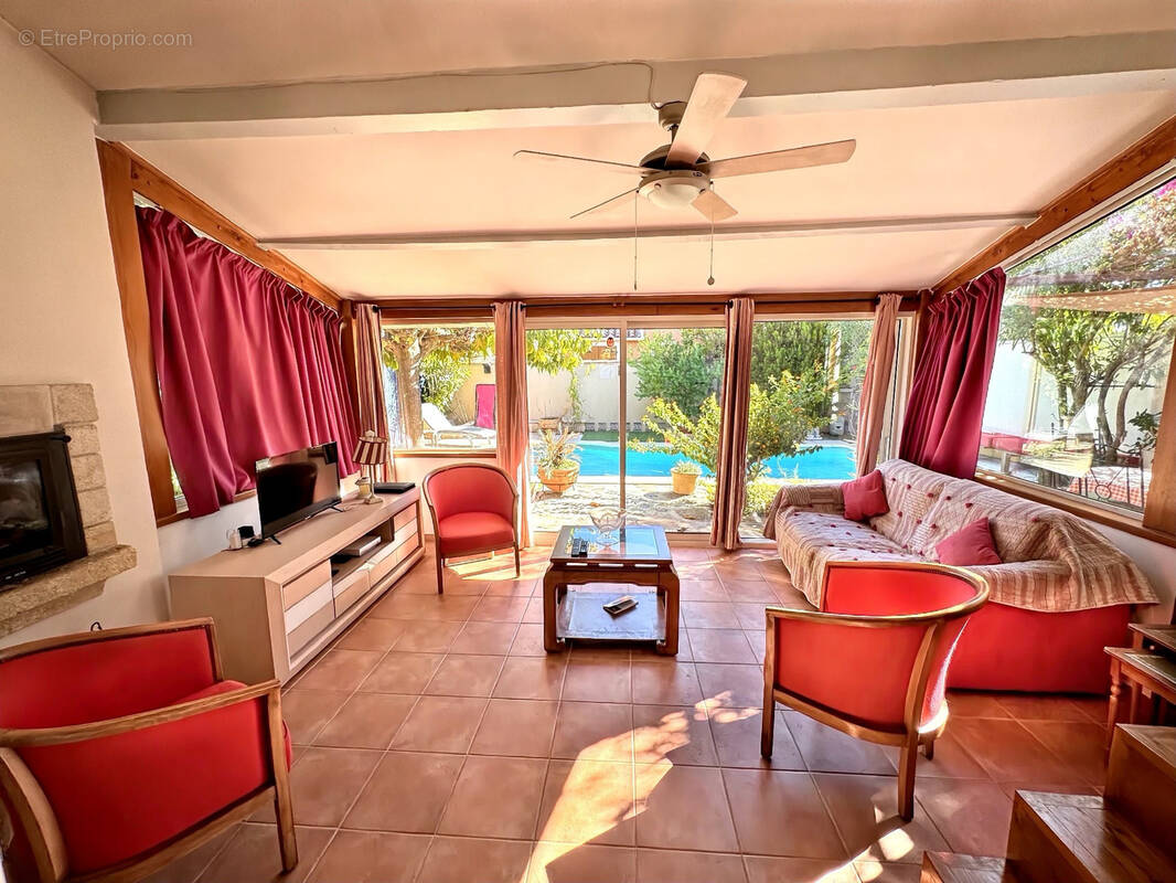 Maison à LA LONDE-LES-MAURES