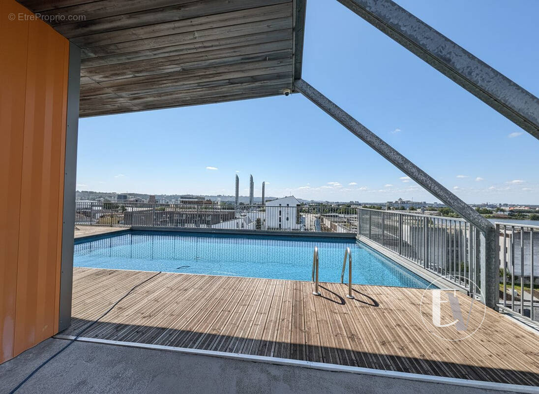 Appartement à BORDEAUX
